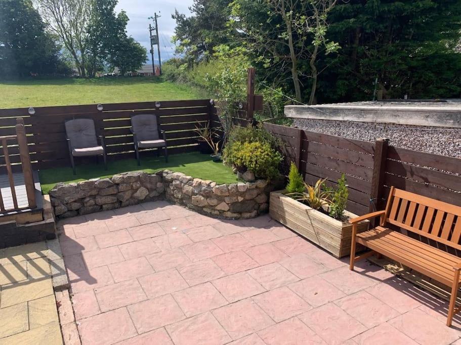 Mikes At Menai - Stylish & Spacious 3 Bed House In Menai Bridge. Екстер'єр фото